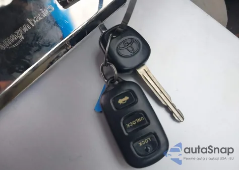 2002 Toyota Camry Se V6 из США, поврежденный, VIN 4T1BF30K12U011204